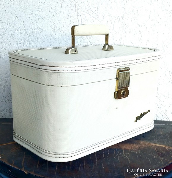 Luggagelo Olasz vintage pipere táska case ALKUDHATÓ Art deco design