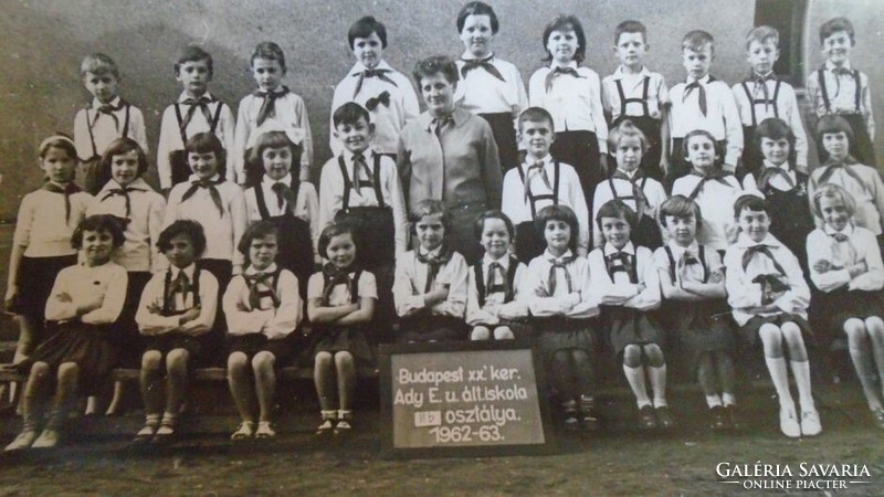 Za488.9 - Budapest xx. District ady endre elementary school - class picture iii.B. -1962-63