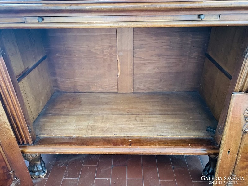 Sideboard to be renovated