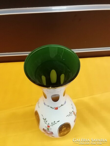 Cseh hántolt üveg váza