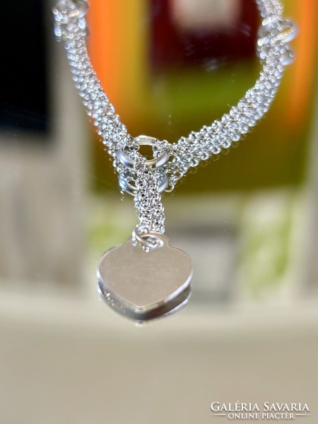 Fabulous double-row silver necklace with engraved pendant