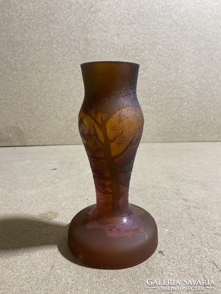 Gallé jelzéssel üveg váza, art deco, 20 x 10 cm-es nagyságú. 3045
