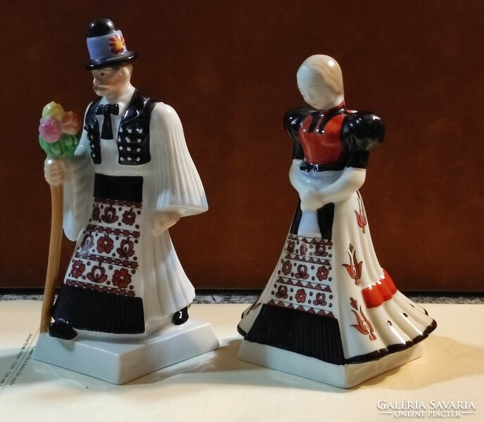 Wedding couple from Herend.