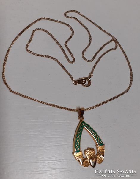 Nice condition, richly gilded necklace with fire enamel pendant symbolizing eternal friendship