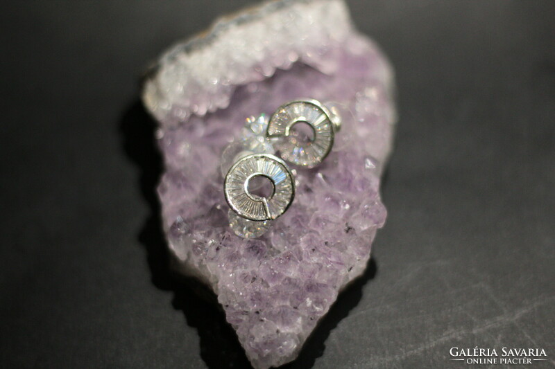 Bijou earrings with crystal stones