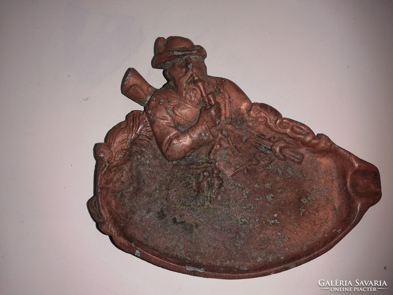 Red copper ashtray, ashtray depicting a hunter