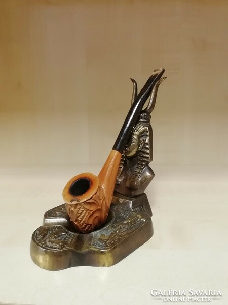 Brass decorative pipe holder