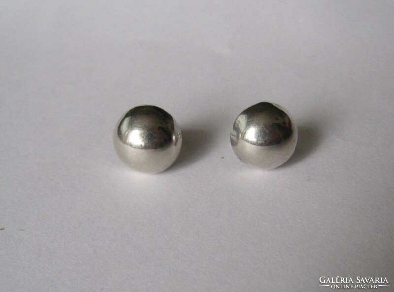 Large, hemispherical, lens silver earrings