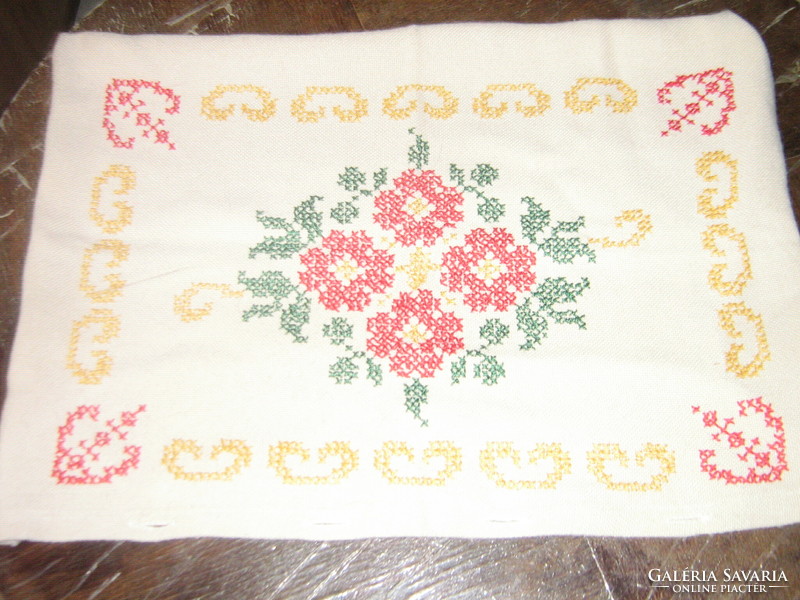 Baroque rose pattern woven cushion made with beautiful cross-stitch embroidery