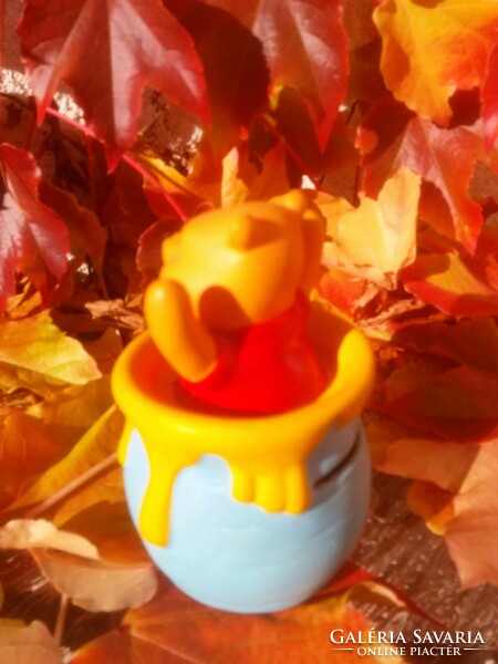 Winnie the Pooh in the honey pot ceramic bushing