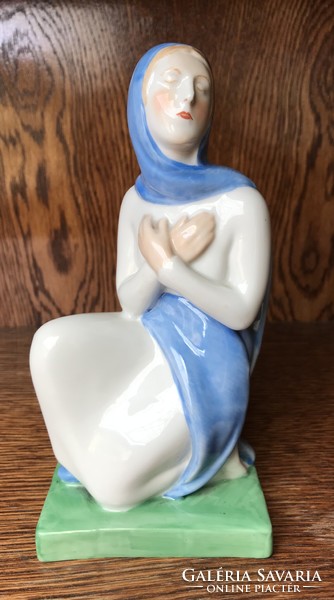 Antique Virgin Mary of Herend around 1920 !! A rare piece!