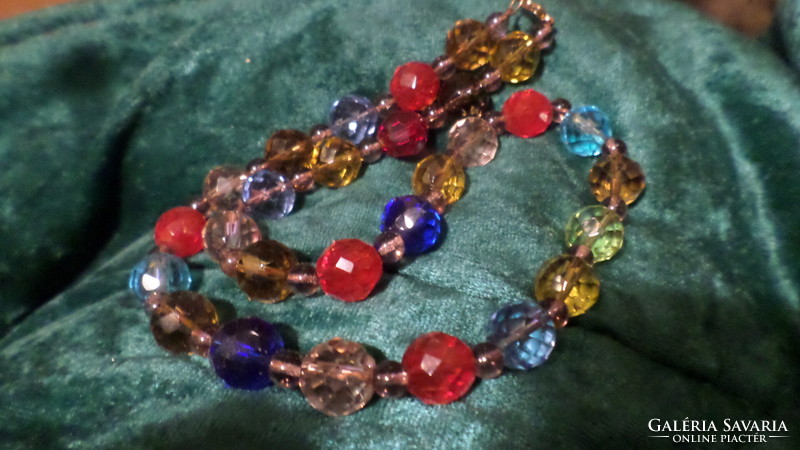 47 cm, larger, faceted, colorful necklace made of glass beads.