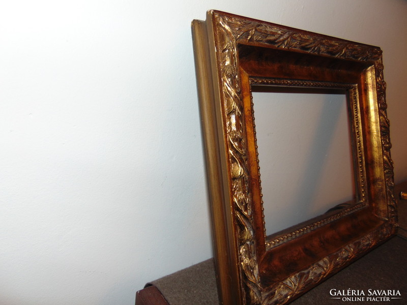 Gilded picture frame