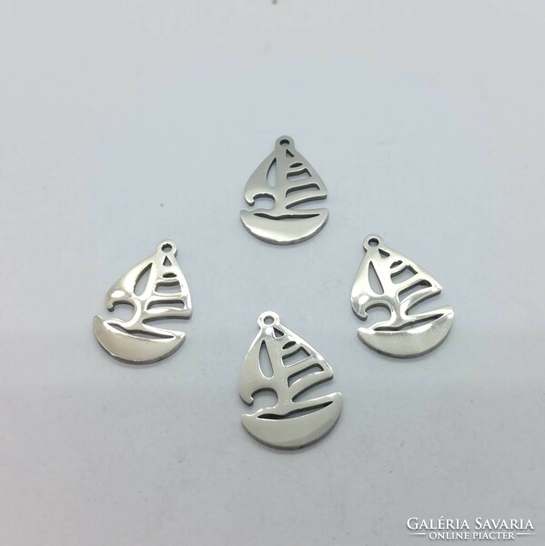 Stainless steel pendant sailboat