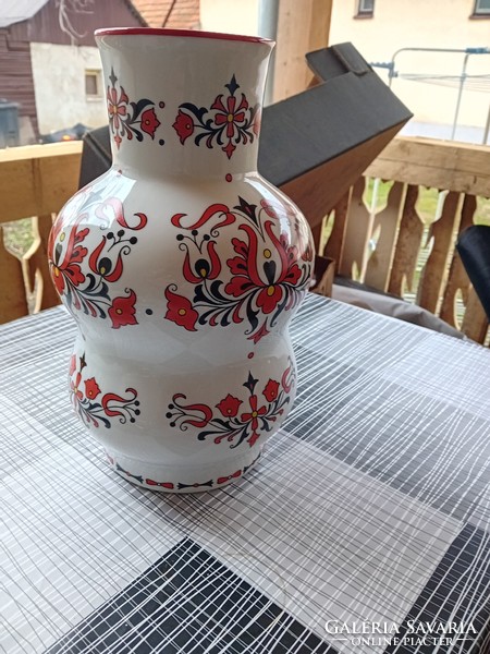 Large vase from Zolnay