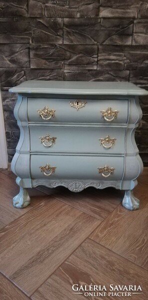 Vintage baroque chest of drawers