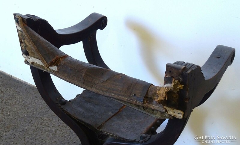 1Q579 Antik összecsukható faragott velencei szék trónszék