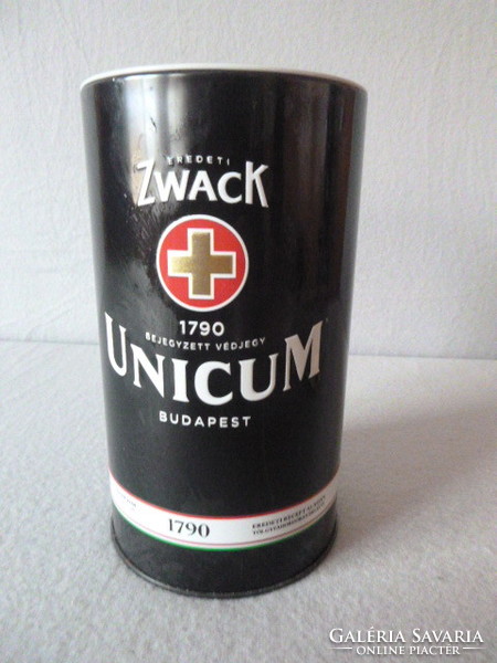 Unicum metal box