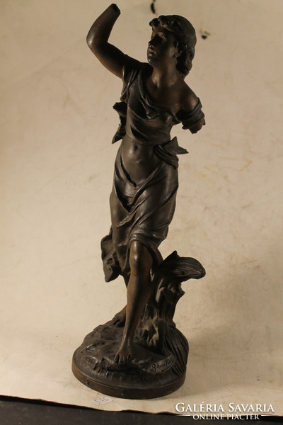 Antique signed bronzed statue 926