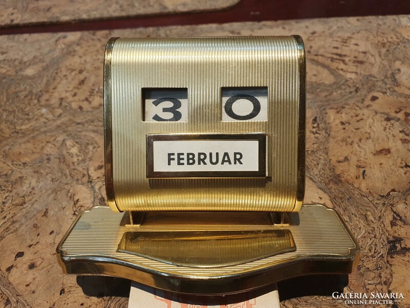 Retro Gold Time Machine Desk Dead Cool Date Marker