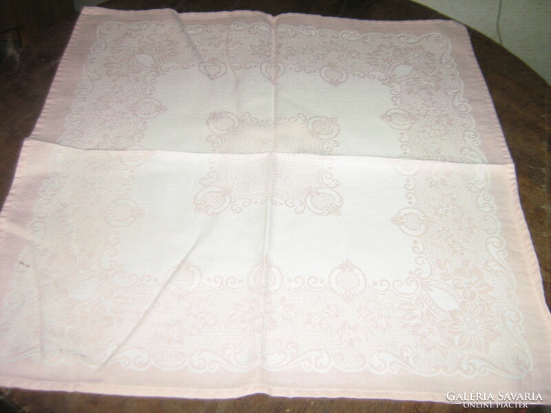 Beautiful pale mauve Toledo flower patterned damask napkin