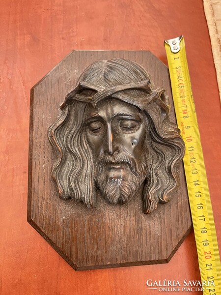 Bronze head of Jesus
