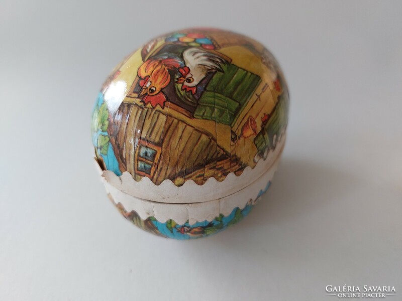 Retro papier-mâché Easter egg with egg barrel bunny pattern