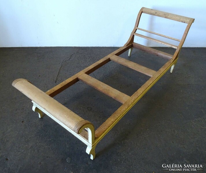 1Q592 old gooseneck bed couch frame 246 cm
