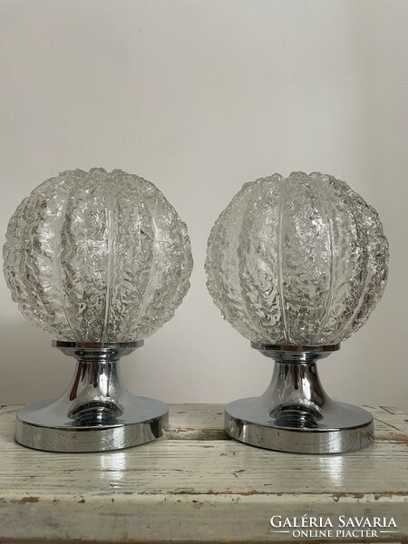 A pair of mid-century table lamps in chrome - vintage retro design