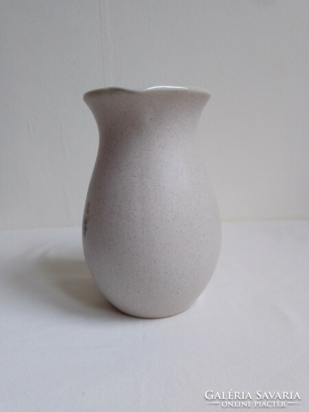 Szép kis kőagyag porcelán kancsó korsó kiöntő finom virágmintával, 18 cm