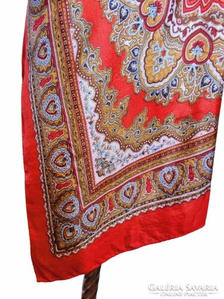 Vintage selyem kendő 80x80 cm. (7001)
