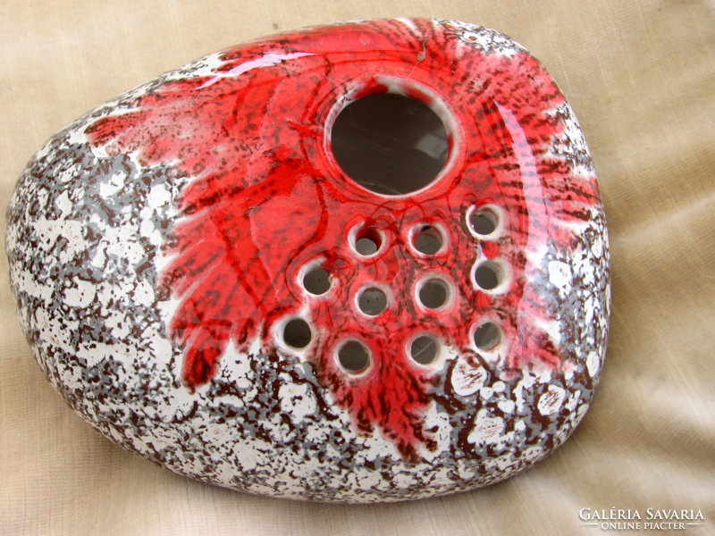 2 Industrial artist company retro pebbles ikebana red-grey