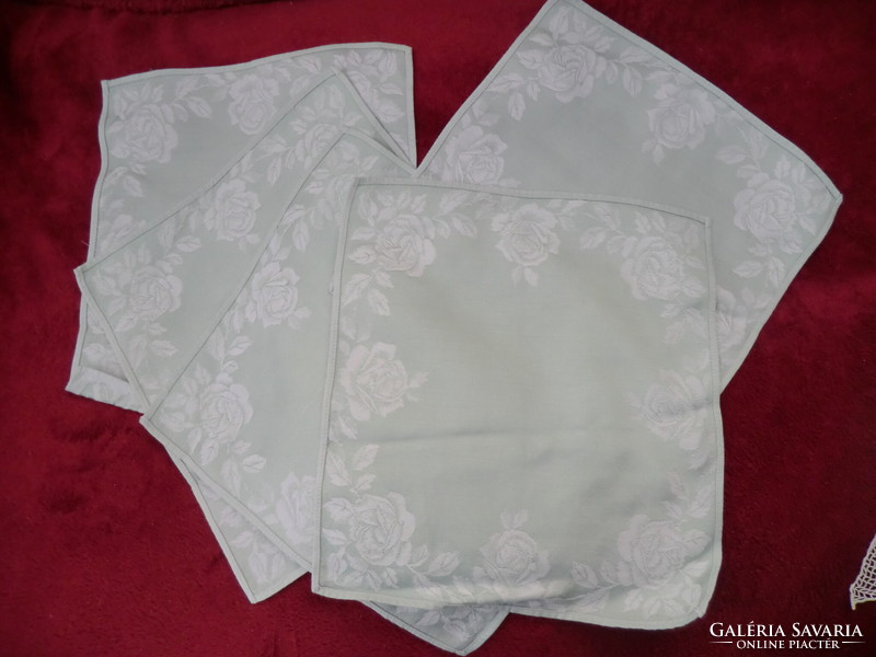 Small damask napkin 25x27 cm pale green for 5 bread baskets, for pastries