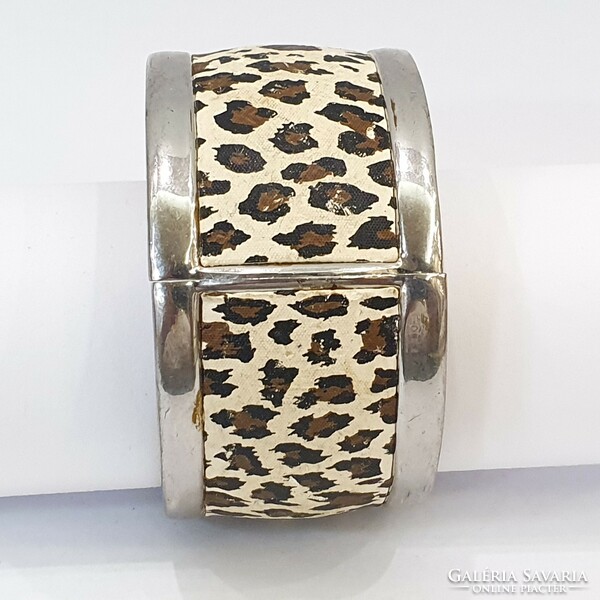Napier new york 1970's marked leopard print bracelet