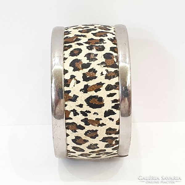 Napier new york 1970's marked leopard print bracelet
