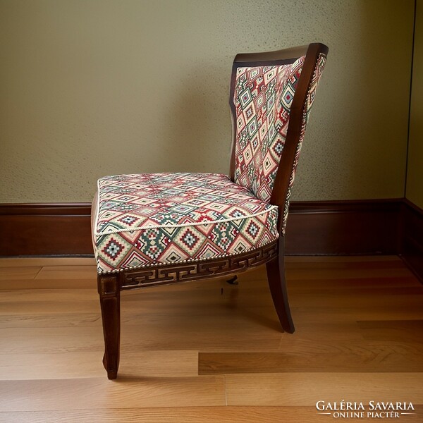 Antique style reclining chair