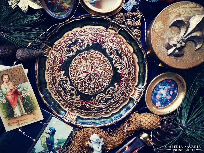 Vintage round Florentine tray