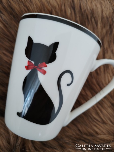 English porcelain cup - black cat with lady / les matinales
