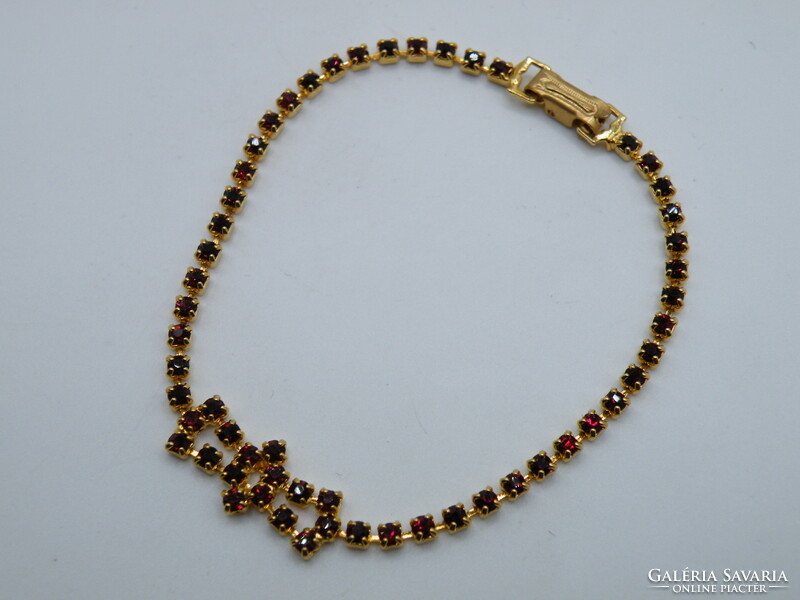 Uk00325 antique dark red stone gold plated bracelet