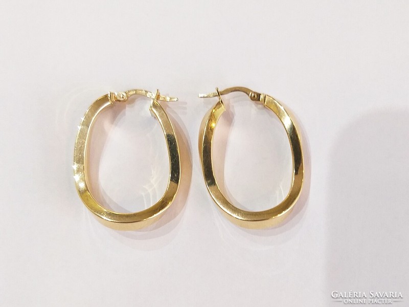 14 Carat gold, 3.82g special wavy hoop earrings (no.: 24/86.)