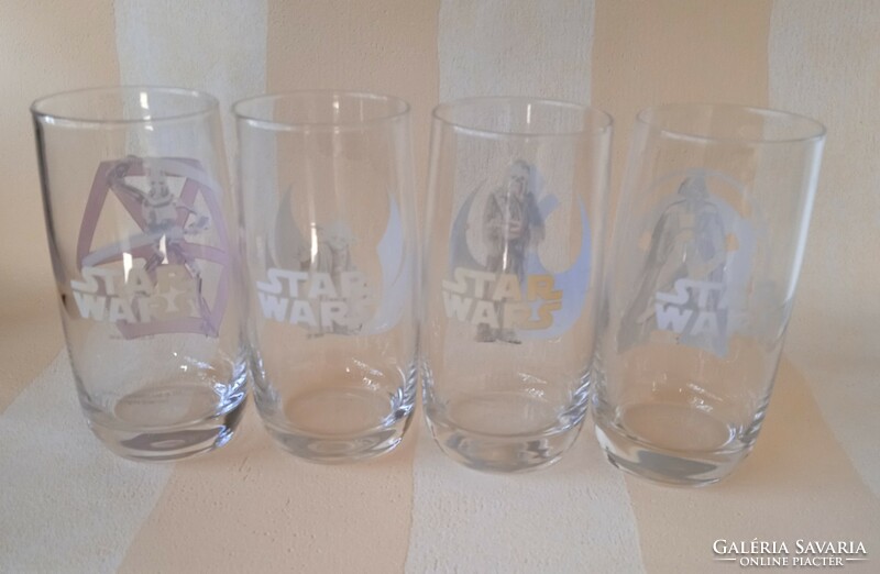 4 Star Wars glass cups