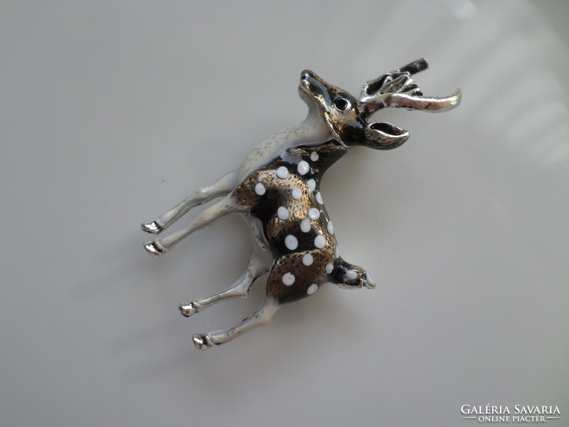 Deer, roe deer brooch