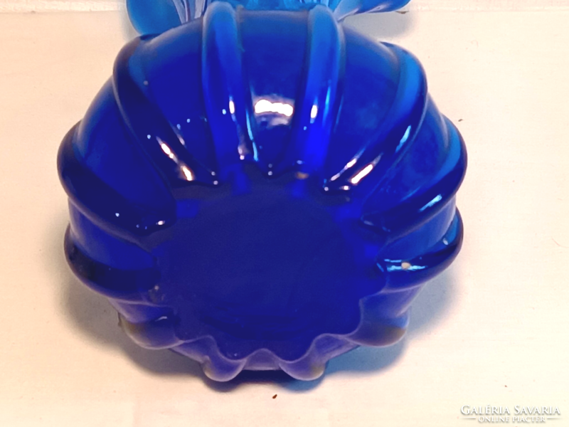 Kék színű üveg hagyma váza