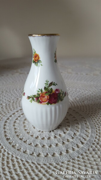 Royal Albert "Old Country Roses" porcelán váza