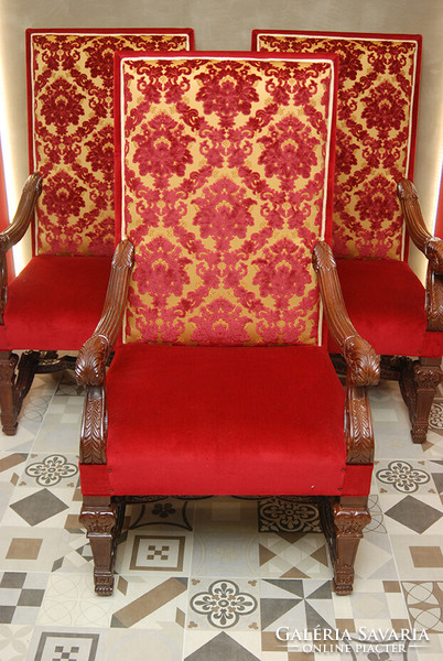 3 renaissance throne armchairs available for rent