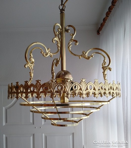 Crystal chandelier for sale, diameter 39 cm, height 79 cm, can be decorated with stones