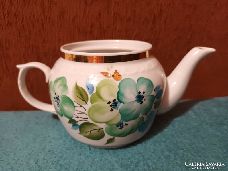 Krasnodar Chaika Russian porcelain spout with a beautiful flower pattern