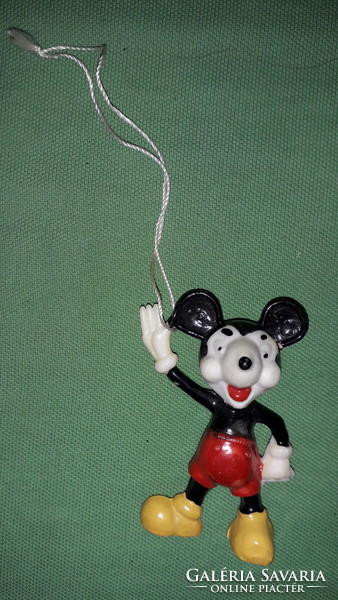 1960-s évek trafikáru fuggeszthető DISNEY Mickey Mouse Miki egér fetett figura 10 cm a képek szerint