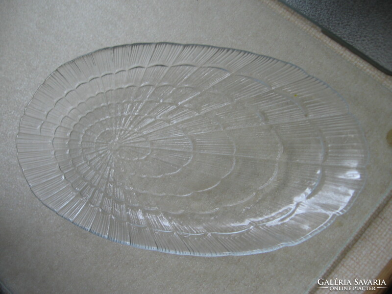 Ovális kagyló forma üveg tál