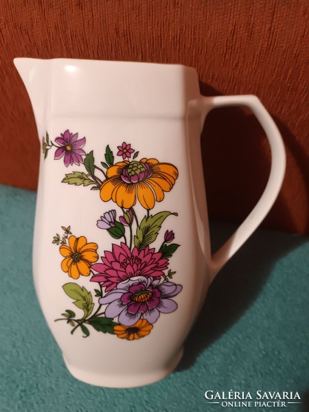 Retro beautiful lowland porcelain flower jug, jug, spout